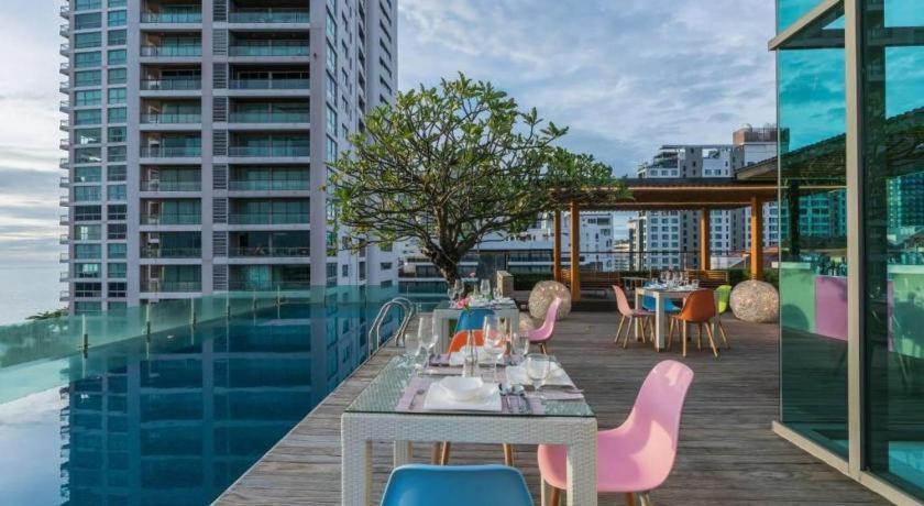 Seven Zea Chic Hotel Патая Екстериор снимка